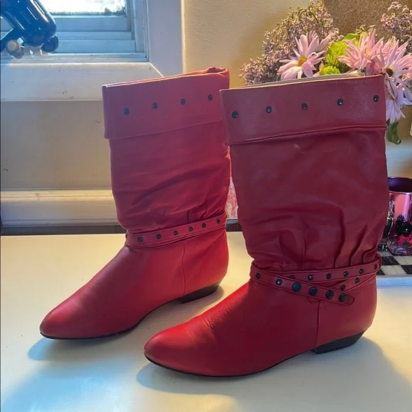 Vintage 1987 Leather Red Slouch Boots - Picture 4 of 13
